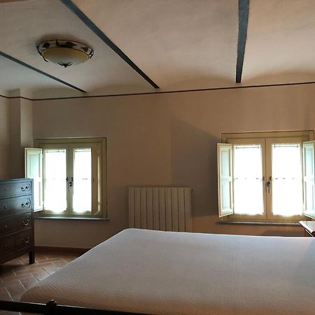 Agriturismo La Valle Della Lavanda - Podere Mezzastrada Fauglia Kamer foto