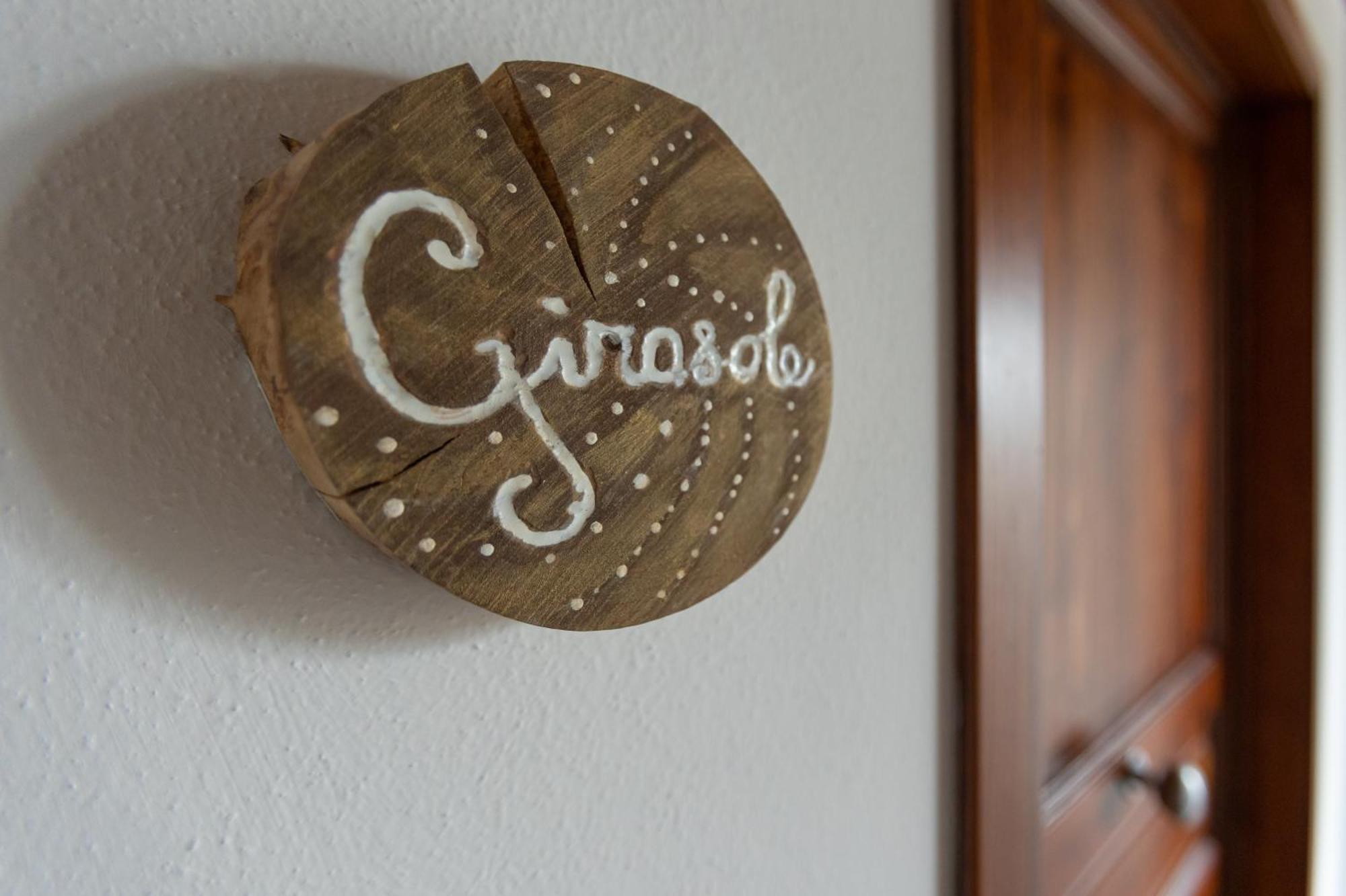 Agriturismo La Valle Della Lavanda - Podere Mezzastrada Fauglia Kamer foto