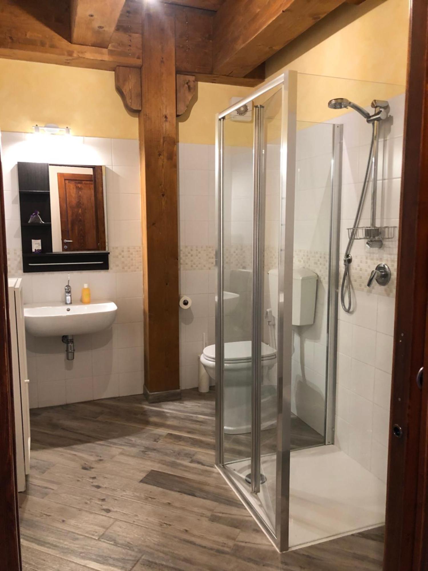 Agriturismo La Valle Della Lavanda - Podere Mezzastrada Fauglia Kamer foto